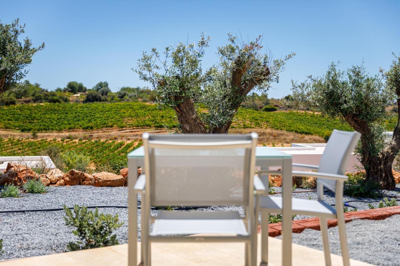 Quinta Dos Vales Wine Estate Guest House เอสโตเบอร์ ภายนอก รูปภาพ