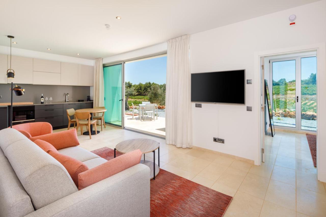 Quinta Dos Vales Wine Estate Guest House เอสโตเบอร์ ภายนอก รูปภาพ