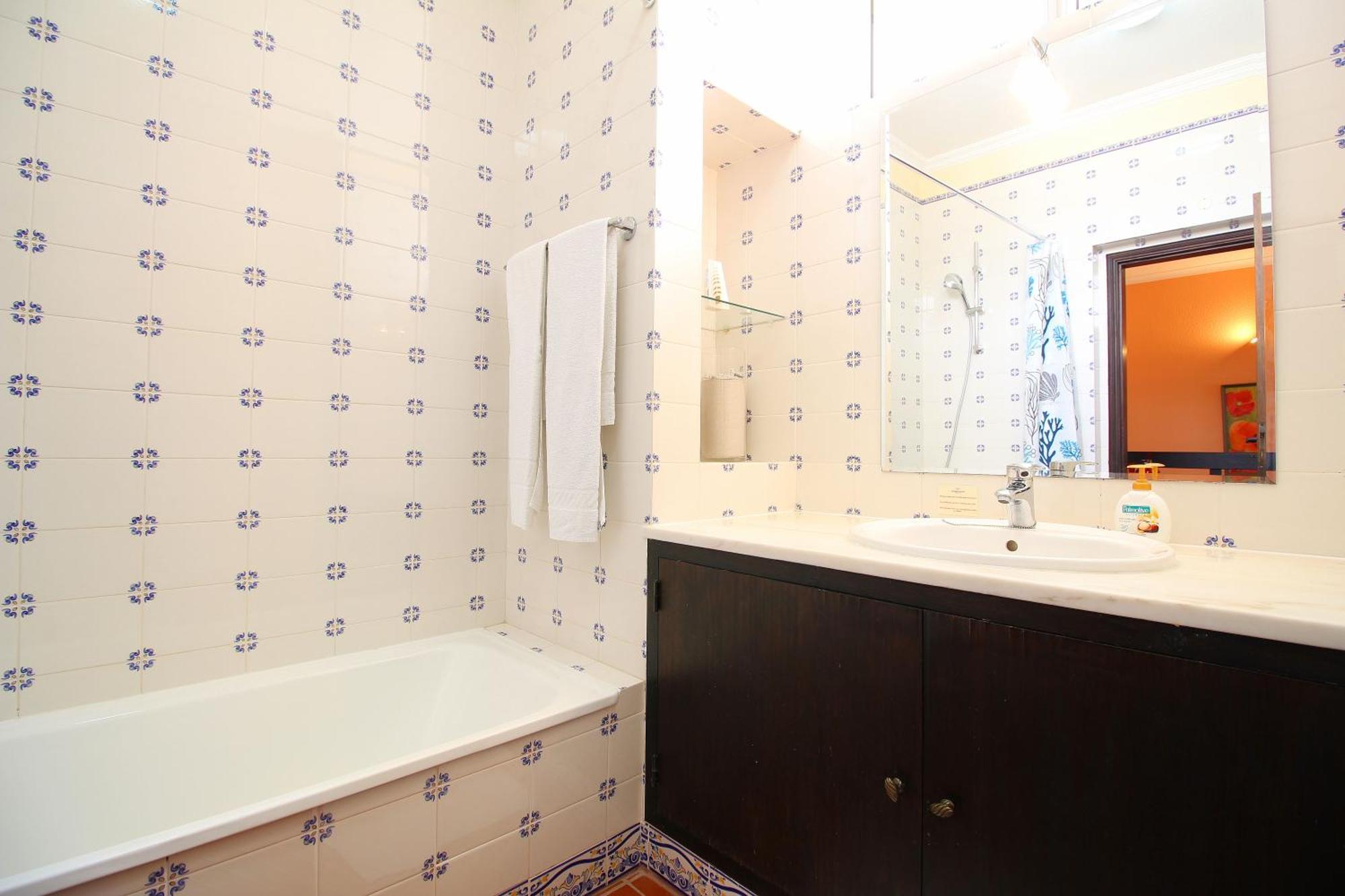 Quinta Dos Vales Wine Estate Guest House เอสโตเบอร์ ห้อง รูปภาพ